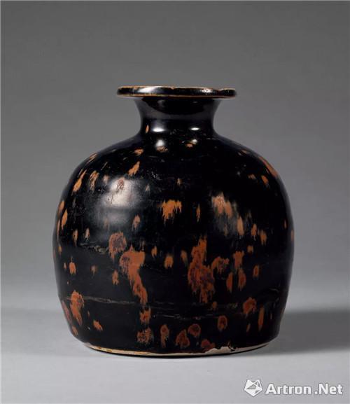 828 宋 定窯黑釉褐彩盤口瓶(200-300萬JPY) H14.5cm D14cm