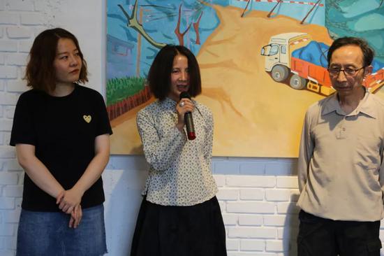 中捷當代美術館館長覃琨英女士致辭